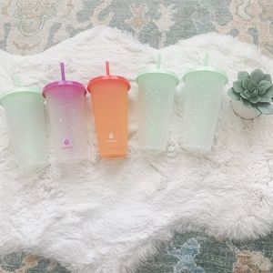 NWOT Manna Color Changing Reusable To Go Cups- Set of 5
